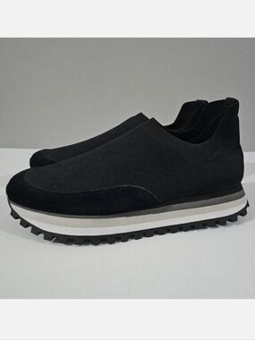 Blondo Lydia Slip On Sneaker 11 Black Knit Suede Water Resistant Stretch NEW